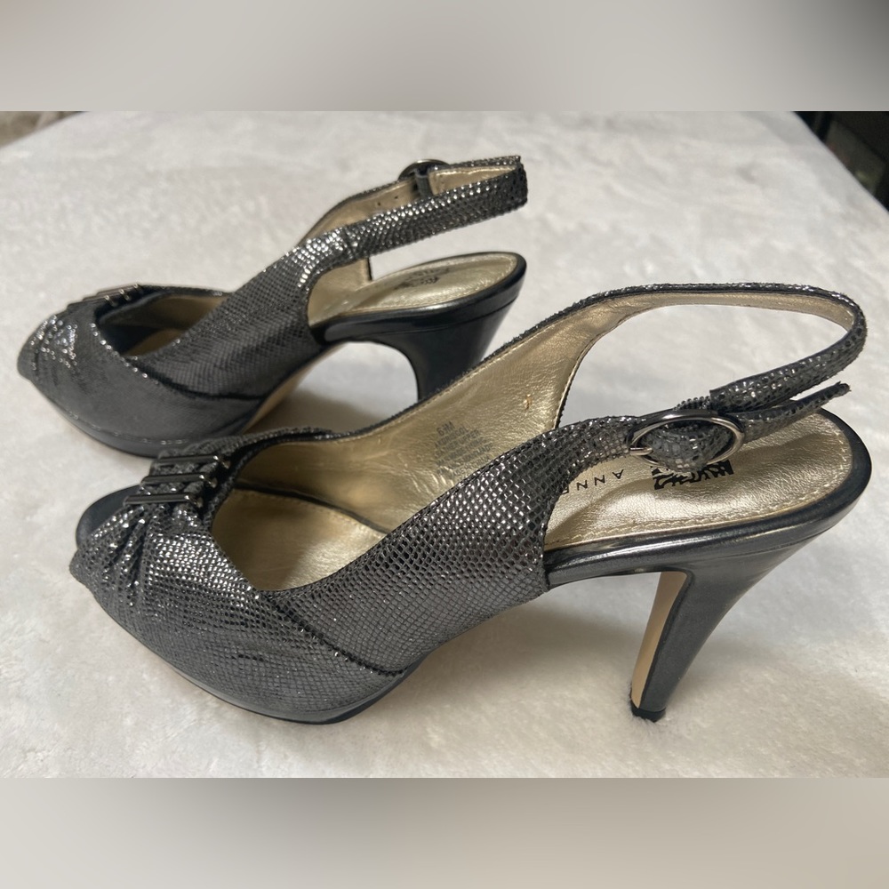 Anne Klein iFlex Silver Womens Size 6.5 Peep Toe Sandals with 4 Inch Heel